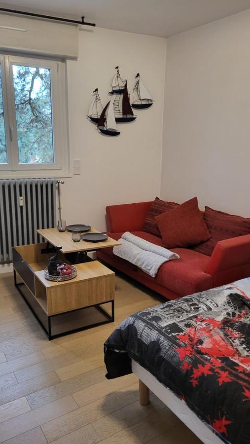 Appartement Jolie Vue Wifi Besancon Exterior photo