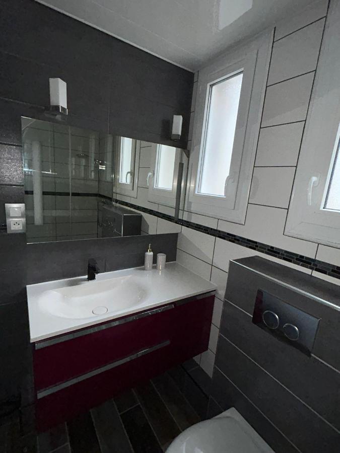 Appartement Jolie Vue Wifi Besancon Exterior photo